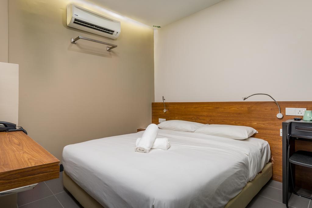 Max Hotel Subang Jaya Esterno foto