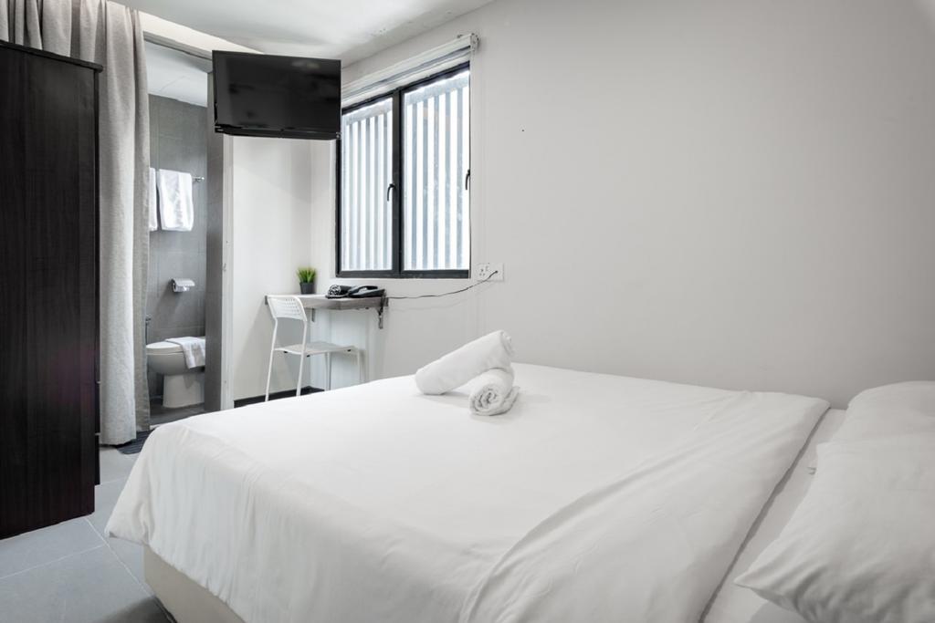 Max Hotel Subang Jaya Esterno foto